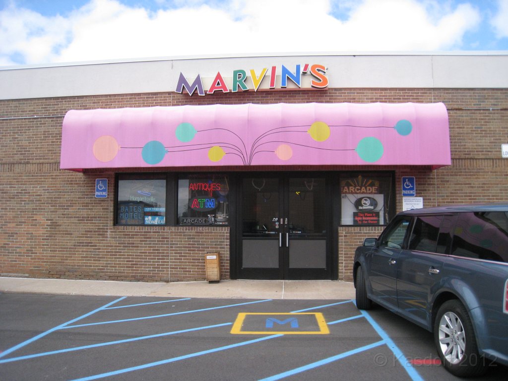 2012 Marvins Marvelous Mechanical Museum 025.JPG - A fun visit to "Marvins Marvelous Mechanical Museum" in Farmington Hills Michigan on April 21, 2012.